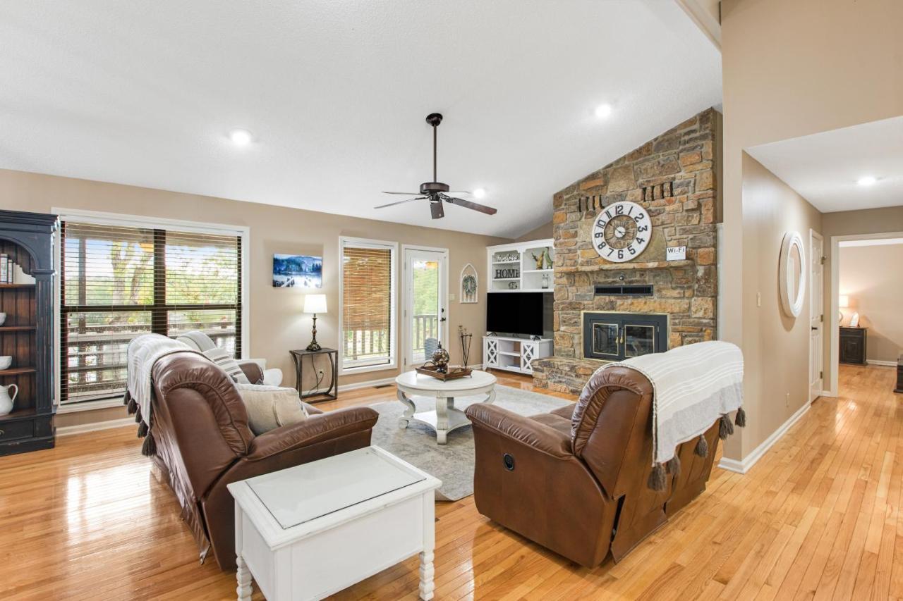 The Silverwood Lake Hamilton Exterior photo